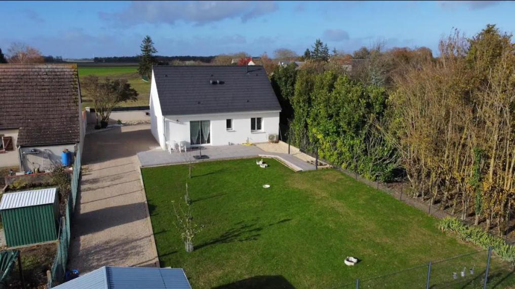 Petite Maison Au Calme Poupry Екстер'єр фото