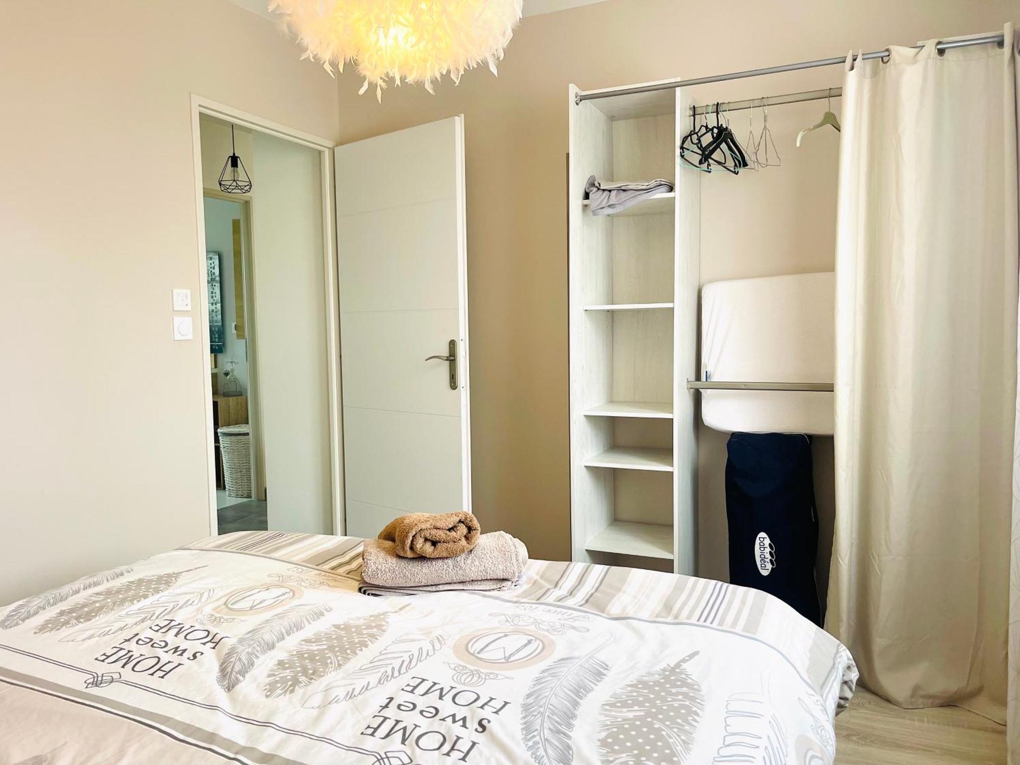 Petite Maison Au Calme Poupry Екстер'єр фото