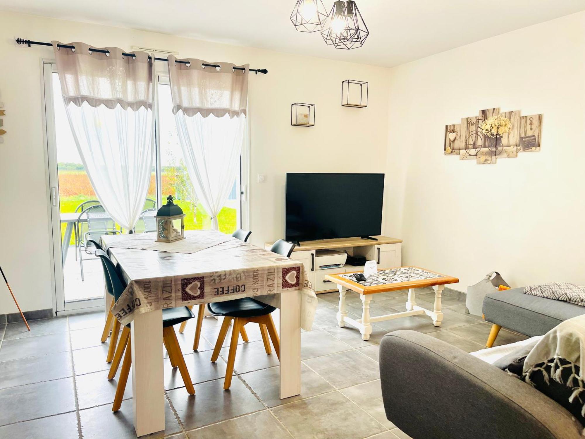 Petite Maison Au Calme Poupry Екстер'єр фото