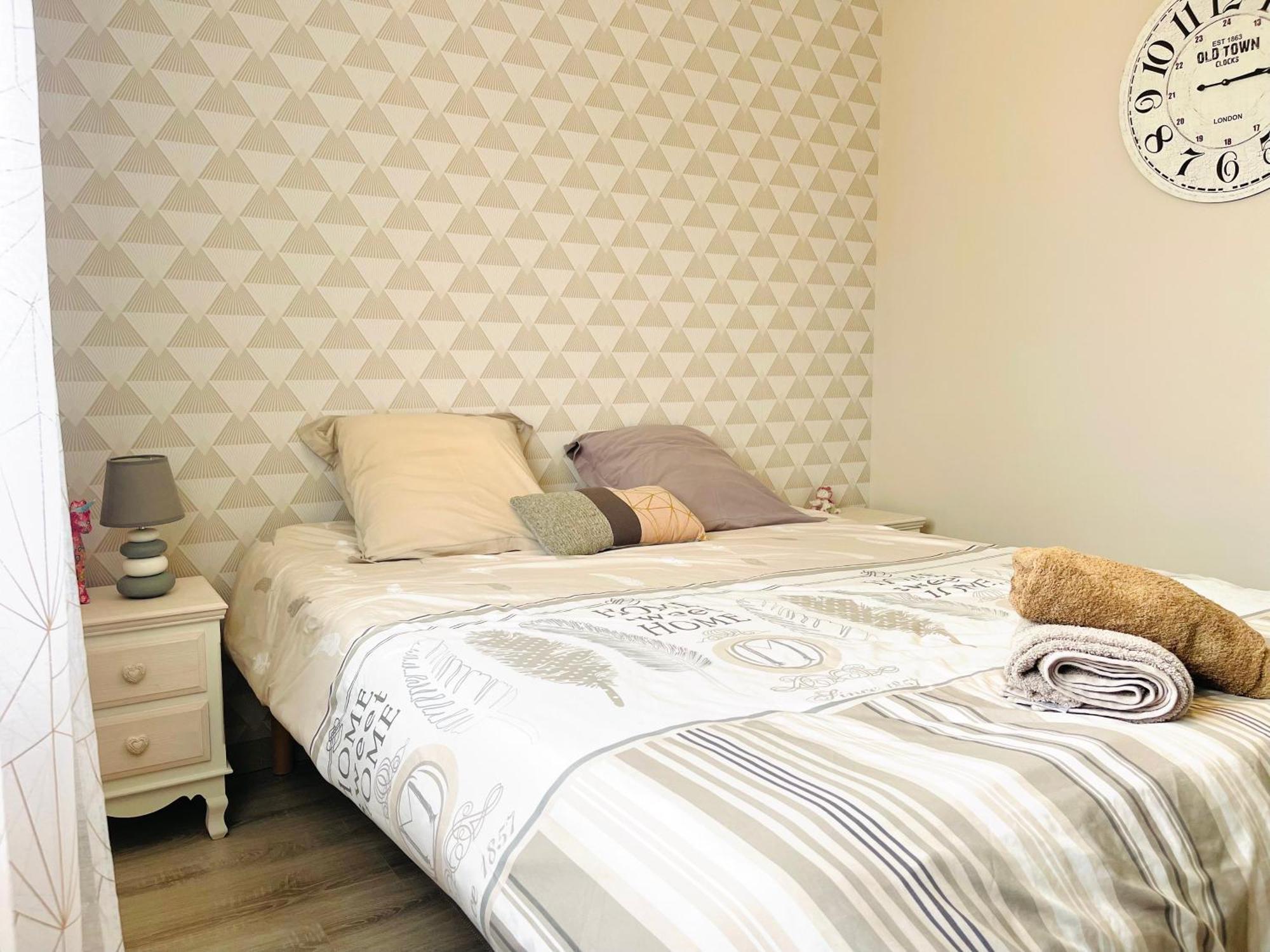 Petite Maison Au Calme Poupry Екстер'єр фото