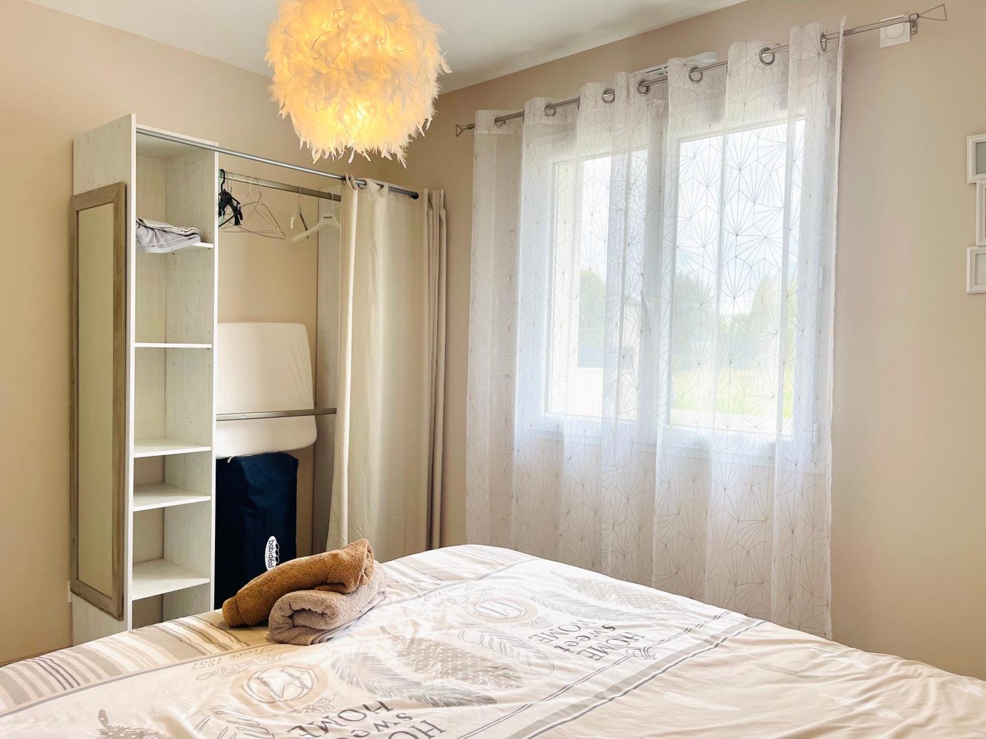 Petite Maison Au Calme Poupry Екстер'єр фото