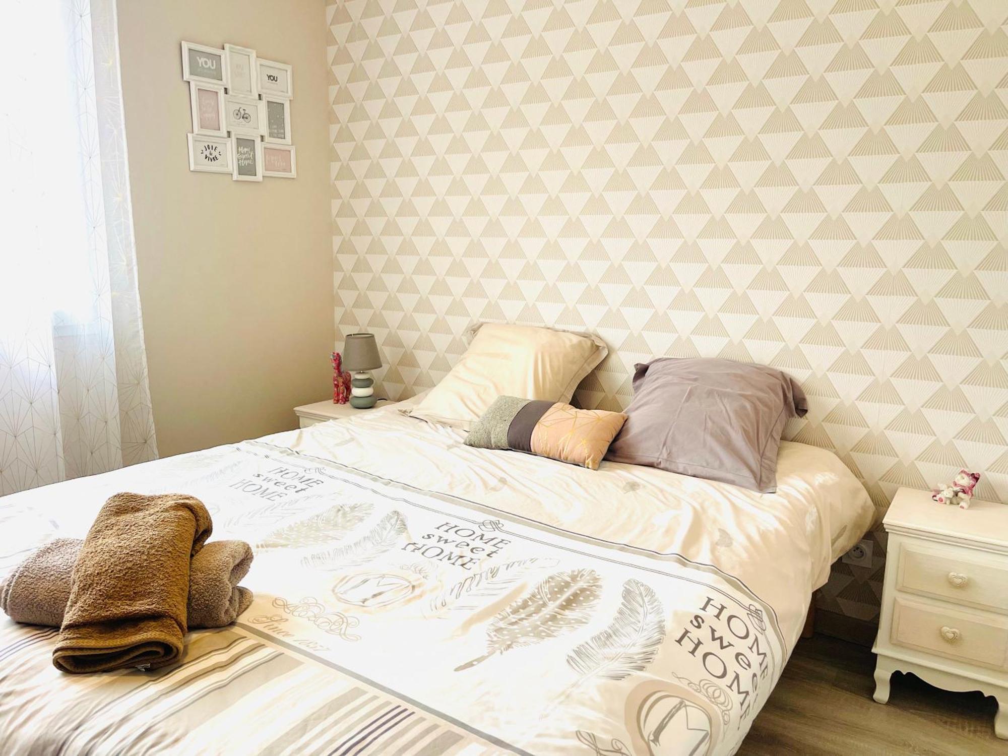 Petite Maison Au Calme Poupry Екстер'єр фото